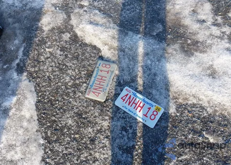 2018 Jeep Compass Latitude 4X4 z USA, uszkodzony, nr VIN 3C4NJDBB5JT144320